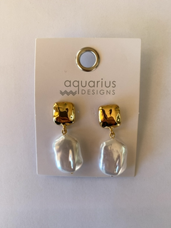 Gold Earrings with Large Pearls